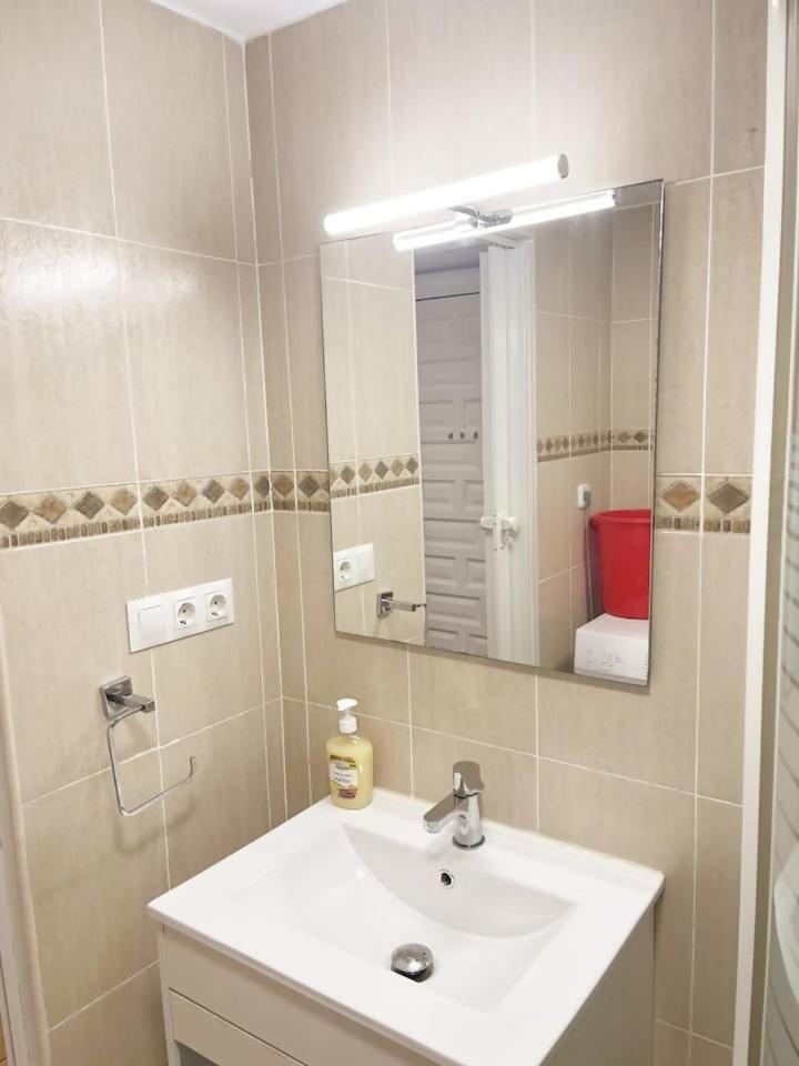 Apartamento Centrico Plazamar 4 Piscina Torre Del Mar Buitenkant foto